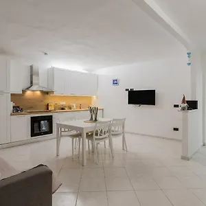 Appartamento La Casa Di Nonno Roberto By Rentbeat, Livorno